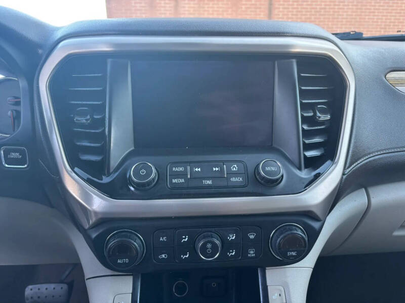 2018 GMC Acadia Denali