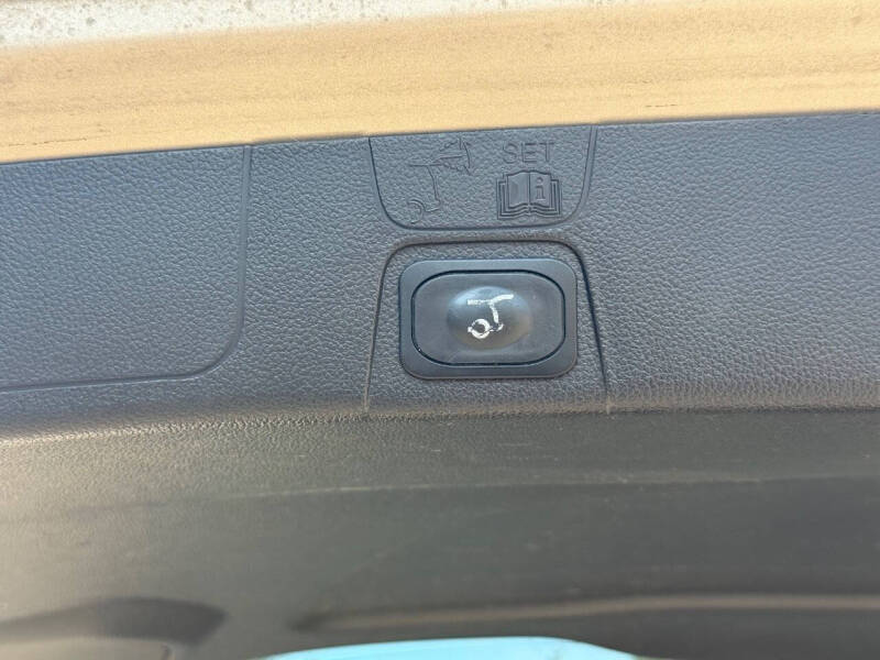 2017 Ford C-MAX Energi SE