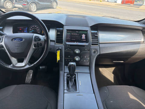 2013 Ford Taurus SEL