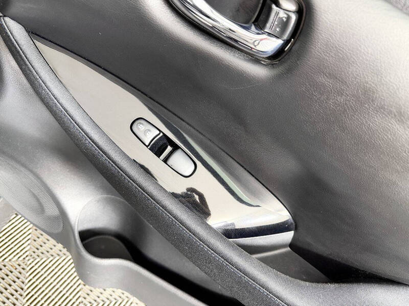 2019 Nissan LEAF SV