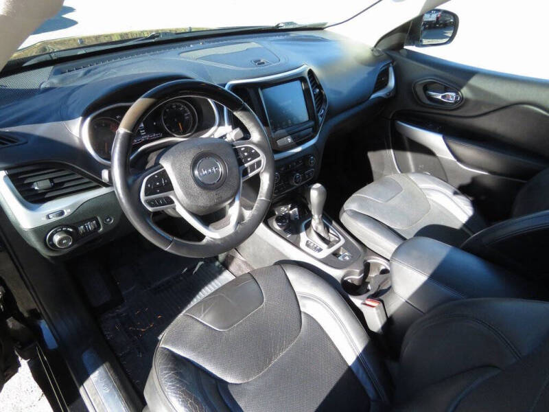 2018 Jeep Cherokee Overland