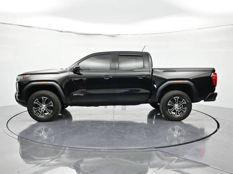 2024 GMC Canyon AT4
