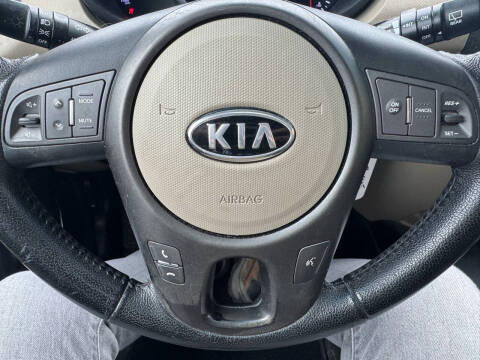 2012 Kia Soul +