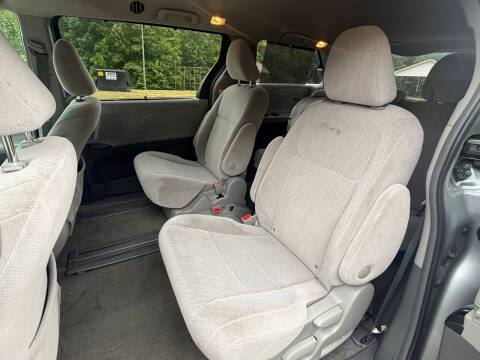 2017 Toyota Sienna