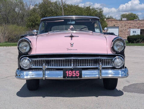 1955 Ford Sunliner