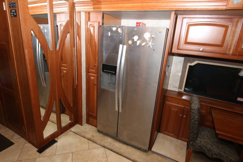 2011 Winnebago Journey