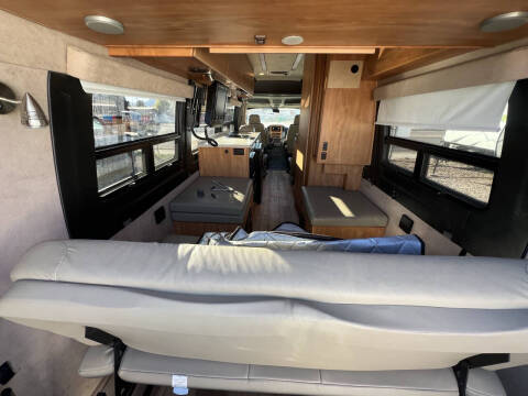 2009 Winnebago ERA 170XL Class B