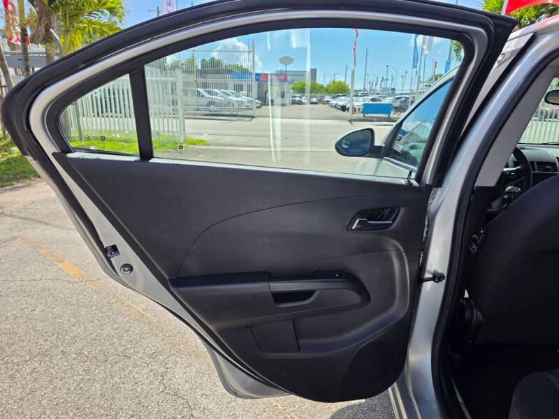2014 Chevrolet Sonic LT Auto
