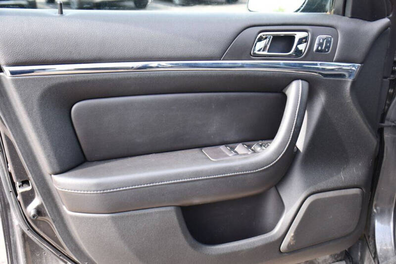 2016 Lincoln MKS