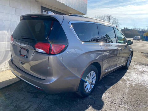 2017 Chrysler Pacifica