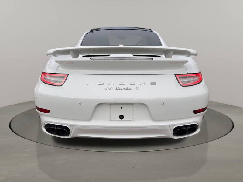 2014 Porsche 911 Turbo S