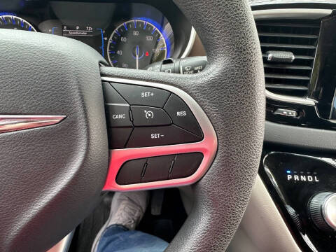 2017 Chrysler Pacifica Touring Plus