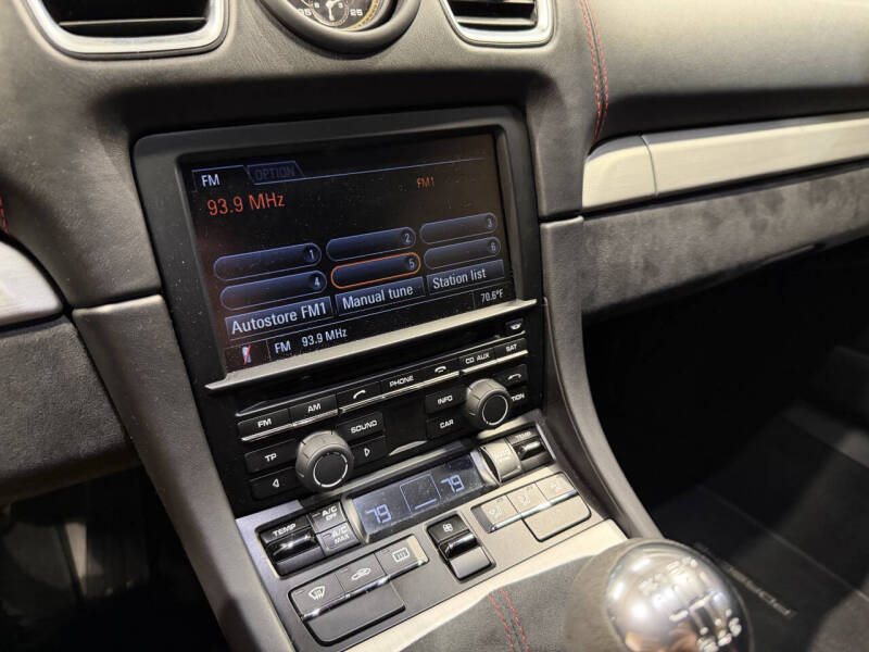 2016 Porsche Cayman GT4