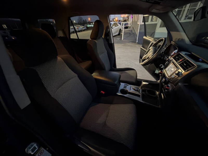 2016 Toyota 4Runner SR5