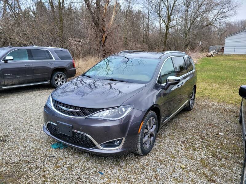 2017 Chrysler Pacifica for sale at Clare Auto Sales, Inc. in Clare MI