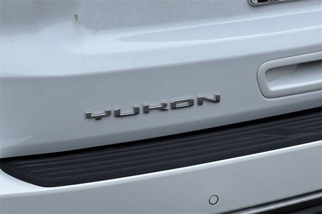 2023 GMC Yukon XL AT4