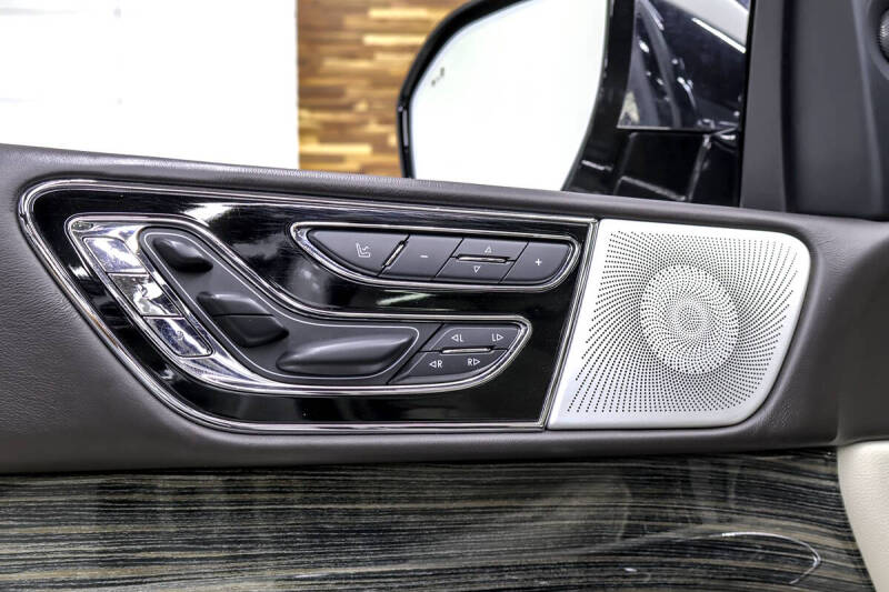 2020 Lincoln Navigator L Black Label