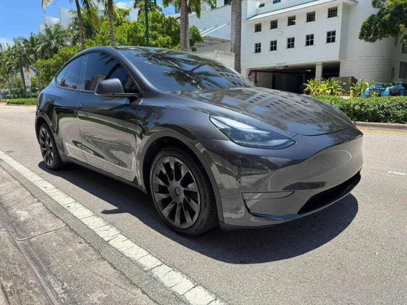 2025 Tesla Model Y Long Range