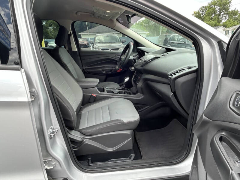 2019 Ford Escape S