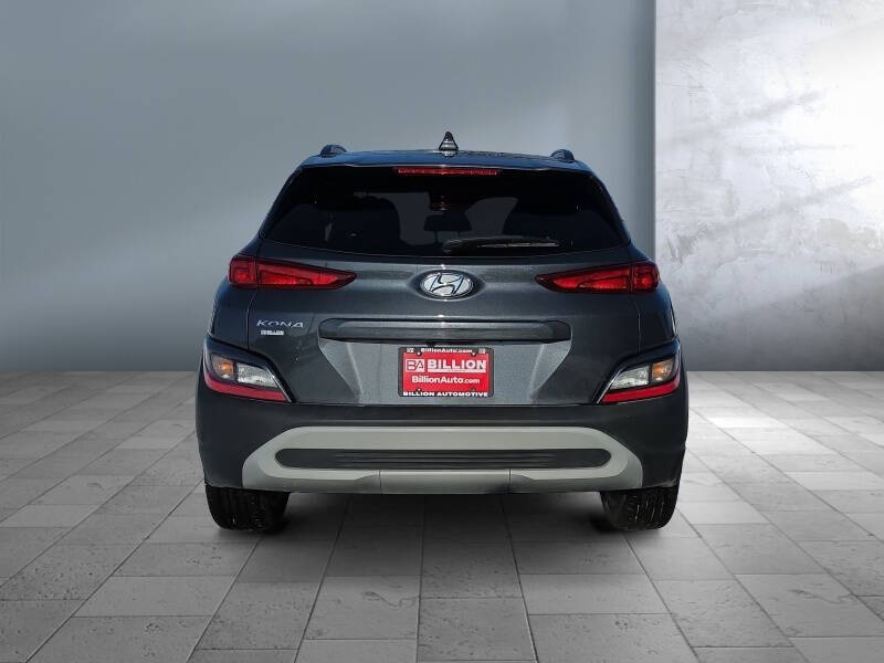 2022 Hyundai Kona SEL