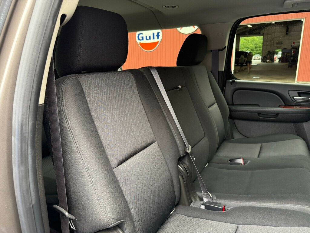 2014 Chevrolet Suburban 49