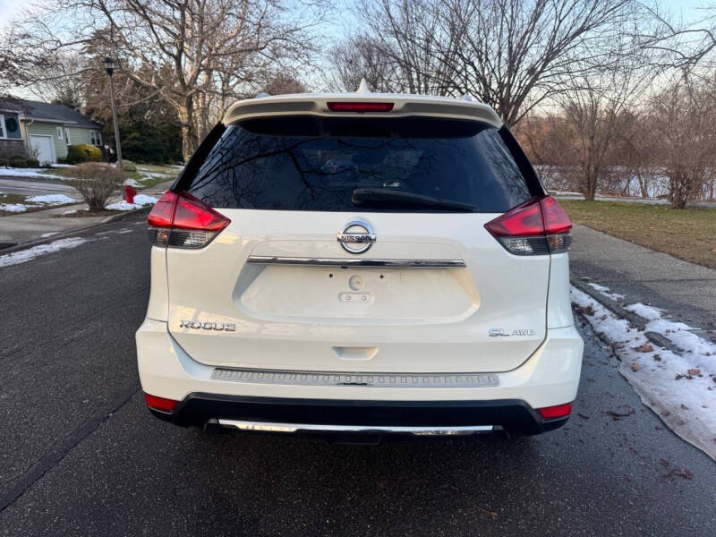 2018 Nissan Rogue SL