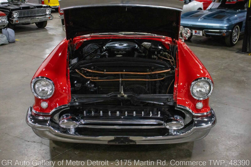 1955 Oldsmobile 98 Starfire