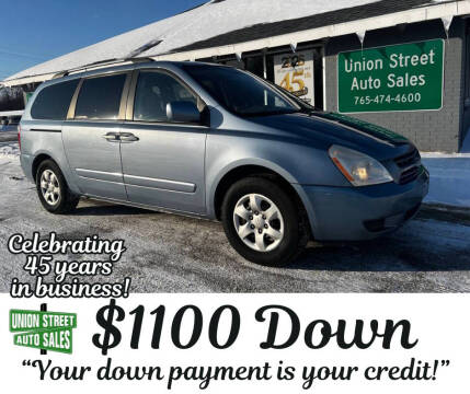2010 Kia Sedona LX