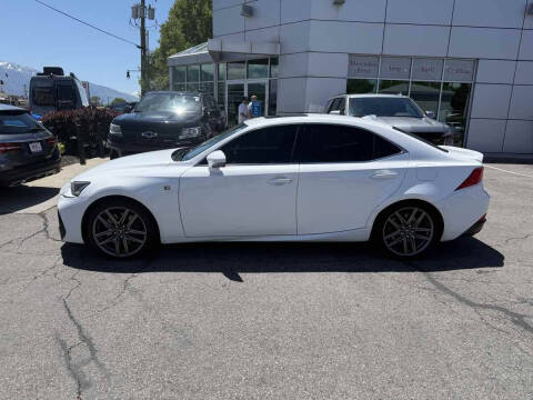 2017 Lexus IS 300