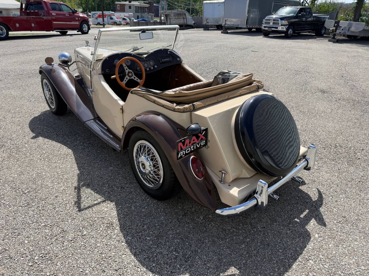 2011 Sp Constr MG Replica 71