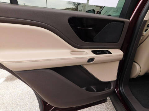 2022 Lincoln Aviator Standard