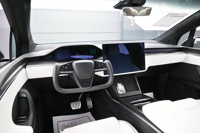 2022 Tesla Model X Plaid