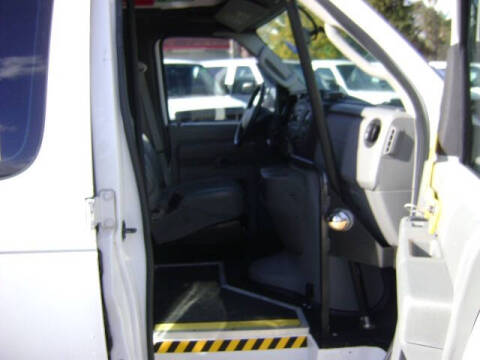 2013 Ford E-Series E-350 SD