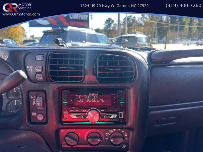 2004 Chevrolet Blazer LS