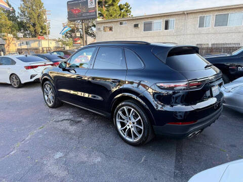 2019 Porsche Cayenne S