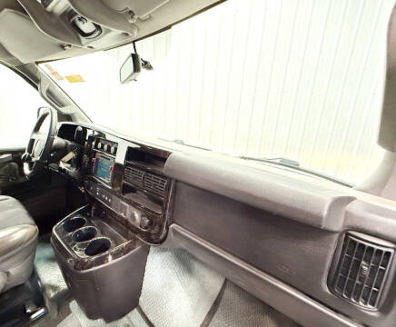 2016 GMC Savana 2500