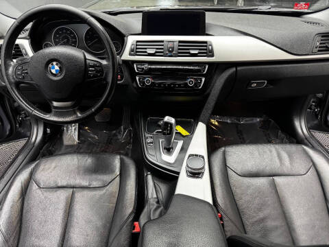2018 BMW 3 Series 320i xDrive