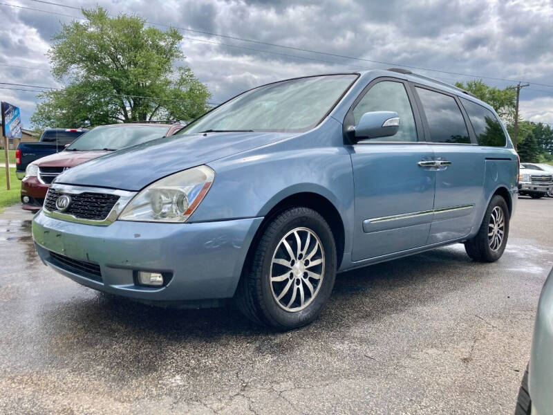 2012 Kia Sedona for sale at Deals on Wheels Auto Sales in Ludington MI
