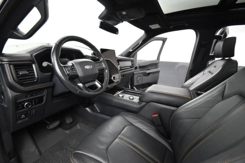 2024 Ford Expedition Platinum