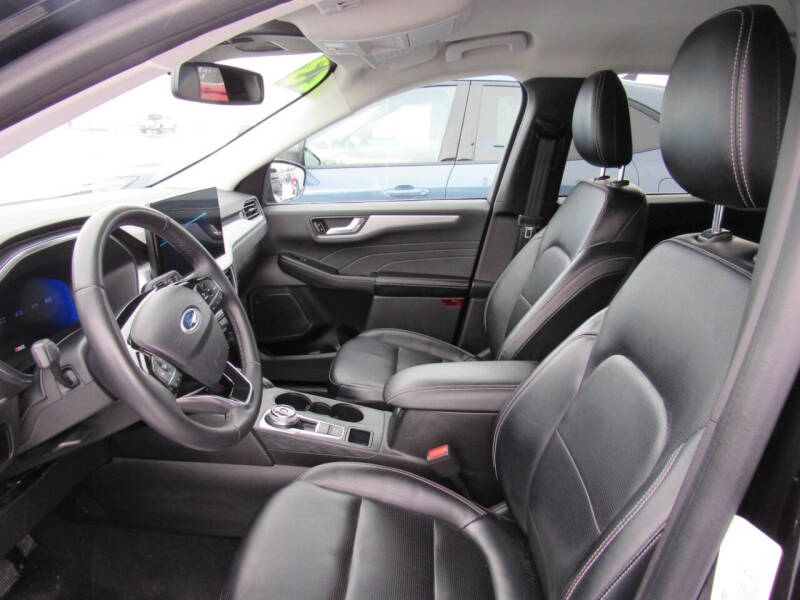 2023 Ford Escape Platinum