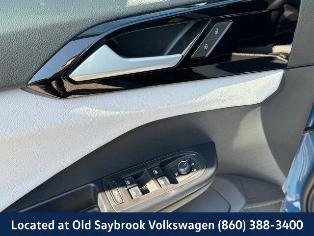 2025 Volkswagen Taos S 4Motion