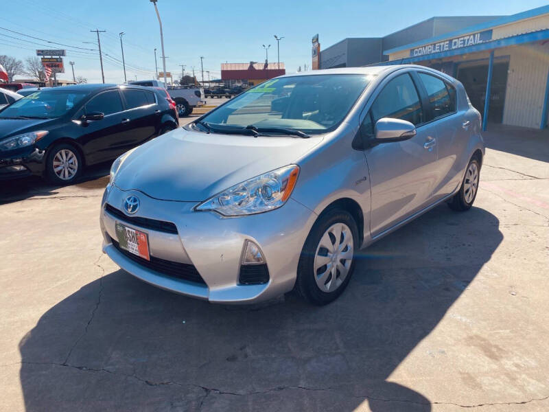 2014 Toyota Prius c Four