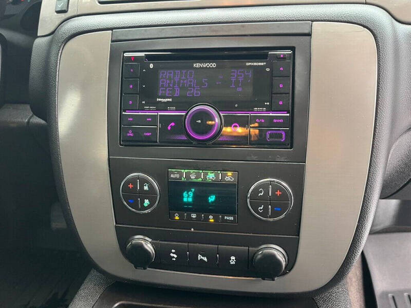 2013 Chevrolet Avalanche LT Black Diamond