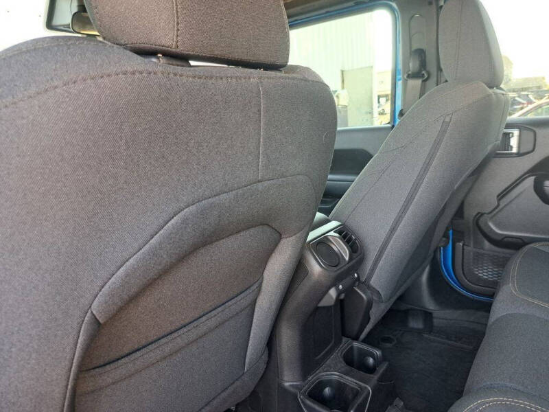 2024 Jeep Gladiator Willys