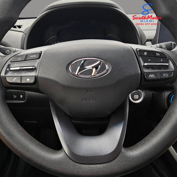 2022 Hyundai Kona SEL