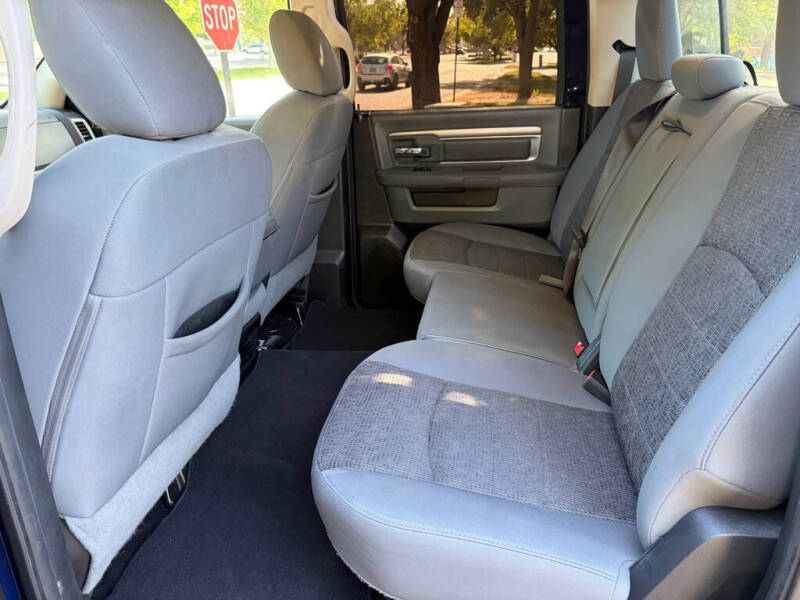 2015 RAM 1500 SLT