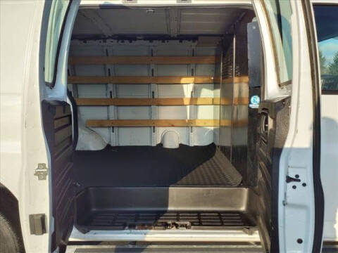 2022 GMC Savana 2500