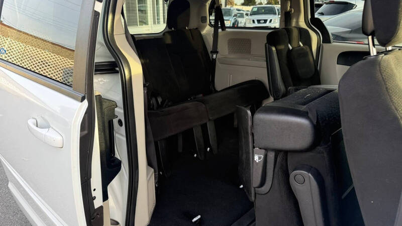 2015 Dodge Grand Caravan SE