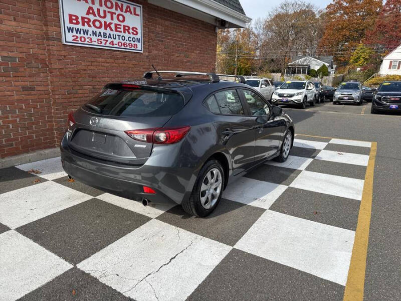 2015 Mazda MAZDA3 i Sport