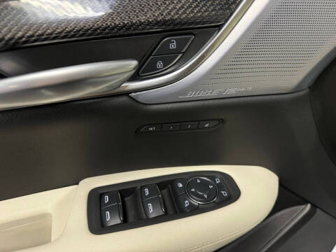 2025 Cadillac XT5 Sport